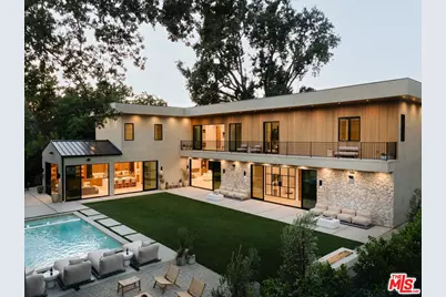 23346 Collins St, Woodland Hills, CA 91367 - Photo 1