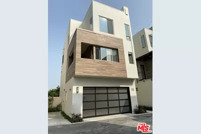 85 Ebb Tide Cir, Newport Beach, CA 92663 - Photo 1