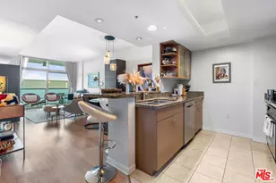 13700 Marina Pointe Dr, Marina del Rey, CA 90292 - Photo 1