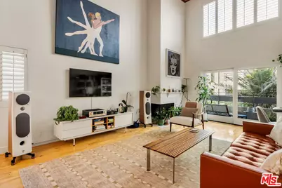 3988 Beethoven St #10, Los Angeles, CA 90066 - Photo 1