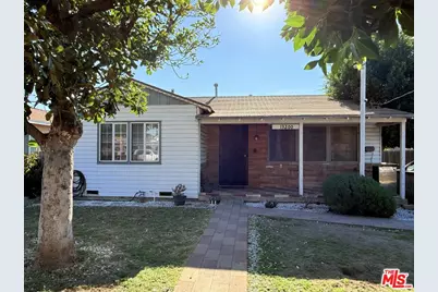 13200 Glamis St, Pacoima, CA 91331 - Photo 1