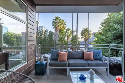 6001 Carlton Way #201, Los Angeles, CA 90028 - Photo 1