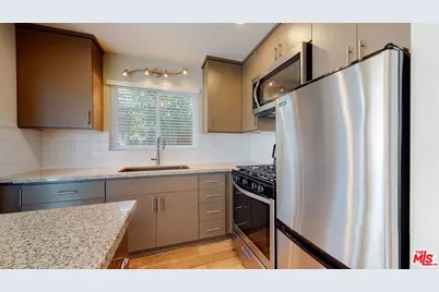 10333 Santa Monica Blvd #6, Los Angeles, CA 90025 - Photo 1