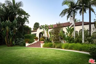 2073 N Catalina St, Los Angeles, CA 90027 - Photo 1