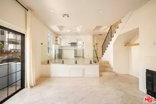 36 Navy St, Venice, CA 90291 - Photo 1