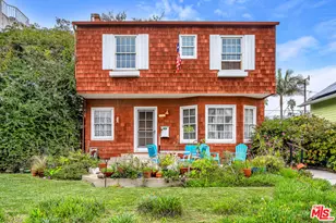 713 S Broadway, Redondo Beach, CA 90277 - Photo 1