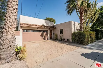 3718 S Barrington Ave, Los Angeles, CA 90066 - Photo 1