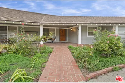 29637 Pacific Coast Hwy, Malibu, CA 90265 - Photo 1