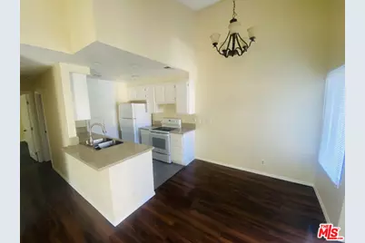 8725 Beckenham Ln #I, Inglewood, CA 90305 - Photo 1