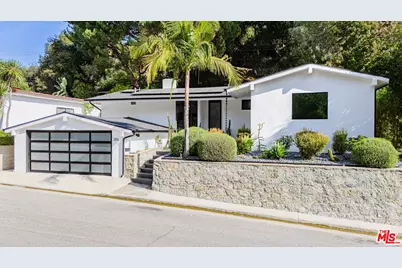 3116 N Beachwood Dr, Los Angeles, CA 90068 - Photo 1