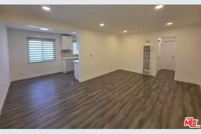 707 Strand St #3, Santa Monica, CA 90405 - Photo 1
