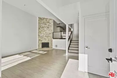 5307 Wilkinson Ave #10, Valley Village, CA 91607 - Photo 1