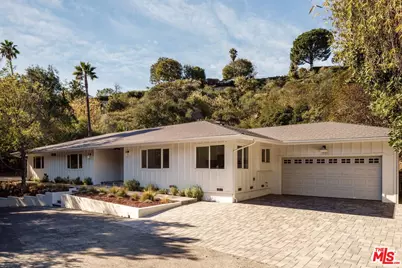 4031 Deerhorn Dr, Sherman Oaks, CA 91403 - Photo 1