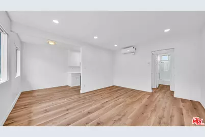 510 Pacific Ave #6, Venice, CA 90291 - Photo 1