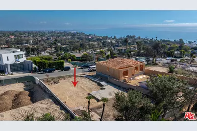 657 Lachman Ln, Pacific Palisades, CA 90272 - Photo 1