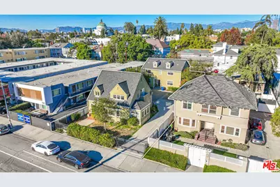 921 W 30th St, Los Angeles, CA 90007 - Photo 1