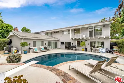 13133 Morrison St, Sherman Oaks, CA 91423 - Photo 1