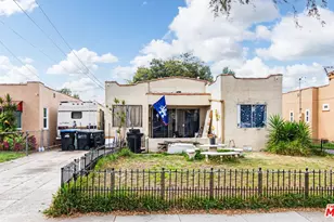 6033 Clarkson Ave, Maywood, CA 90270 - Photo 1