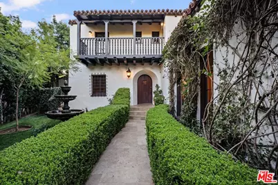 1901 El Cerrito Pl, Los Angeles, CA 90068 - Photo 1