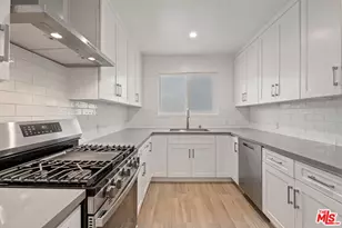 1252 N Crescent Heights Blvd, West Hollywood, CA 90046 - Photo 1