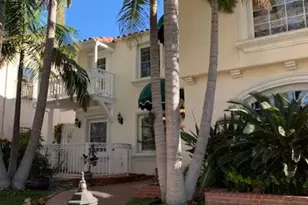 122 N Orange Dr, Los Angeles, CA 90036 - Photo 1