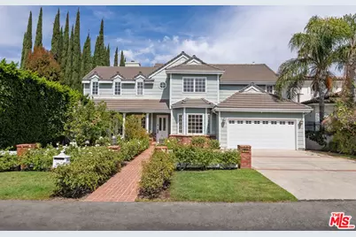 18339 Linnet St, Tarzana, CA 91356 - Photo 1