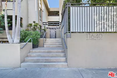 11640 Woodbridge St #304, Studio City, CA 91604 - Photo 1