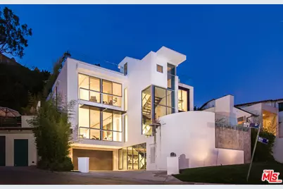 1352 Miller Dr, Los Angeles, CA 90069 - Photo 1