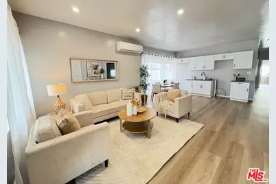 2526 W 21st St, Los Angeles, CA 90018 - Photo 1