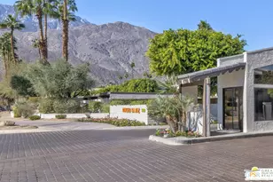1150 E Palm Canyon Dr, Palm Springs, CA 92264 - Photo 1