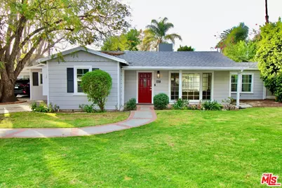 8421 Darby Ave, Northridge, CA 91325 - Photo 1