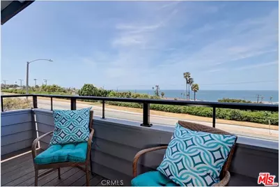 454 Palos Verdes Blvd, Redondo Beach, CA 90277 - Photo 1