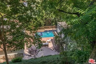 3940 Davana Rd, Sherman Oaks, CA 91423 - Photo 1