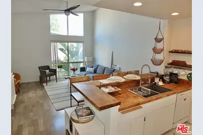 826 Coriander Dr #C, Torrance, CA 90502 - Photo 1