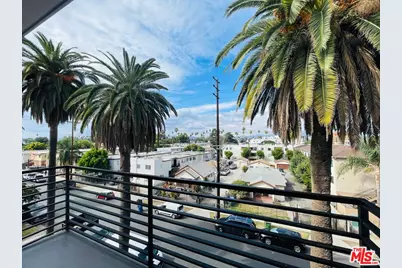 14612 Calvert St #302, Van Nuys, CA 91411 - Photo 1