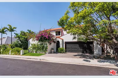 16866 Charmel Ln, Pacific Palisades, CA 90272 - Photo 1