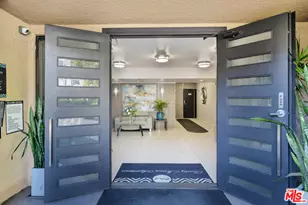 1727 S Bentley Ave, Los Angeles, CA 90025 - Photo 1