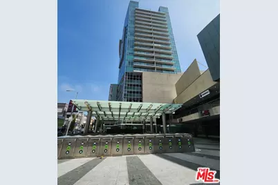 3785 Wilshire Blvd #1504, Los Angeles, CA 90010 - Photo 1