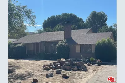 10902 Art St, Sunland, CA 91040 - Photo 1