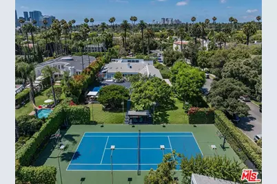 624 N Beverly Dr, Beverly Hills, CA 90210 - Photo 1
