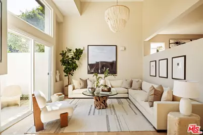 130 Marguerita Ave #13, Santa Monica, CA 90402 - Photo 1