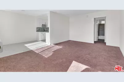 7228 Allott Ave #6, Van Nuys, CA 91405 - Photo 1