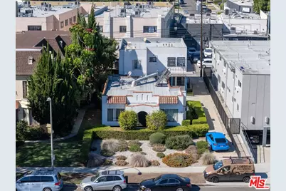 1459 S Wooster St, Los Angeles, CA 90035 - Photo 1