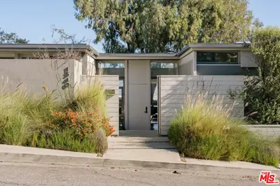 1340 N Tigertail Rd, Los Angeles, CA 90049 - Photo 1