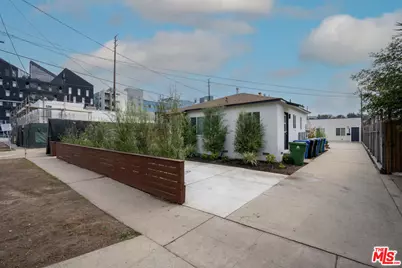 10720 Charnock Rd, Los Angeles, CA 90034 - Photo 1