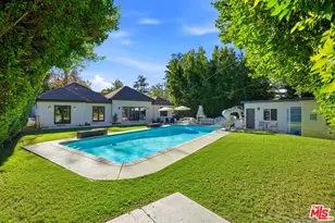 13201 Bloomfield St, Sherman Oaks, CA 91423 - Photo 1