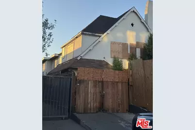427 S Gramercy Pl, Los Angeles, CA 90020 - Photo 1