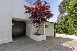 641 Walther Way, Los Angeles, CA 90049 - Photo 1