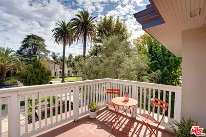 1663 Virginia Rd, Los Angeles, CA 90019 - Photo 1