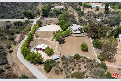 25700 Mulholland Hwy, Calabasas, CA 91302 - Photo 1